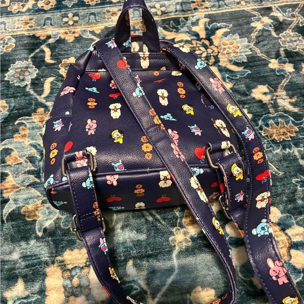 BT21 Navy Blue Backpack - Picture 4 of 4